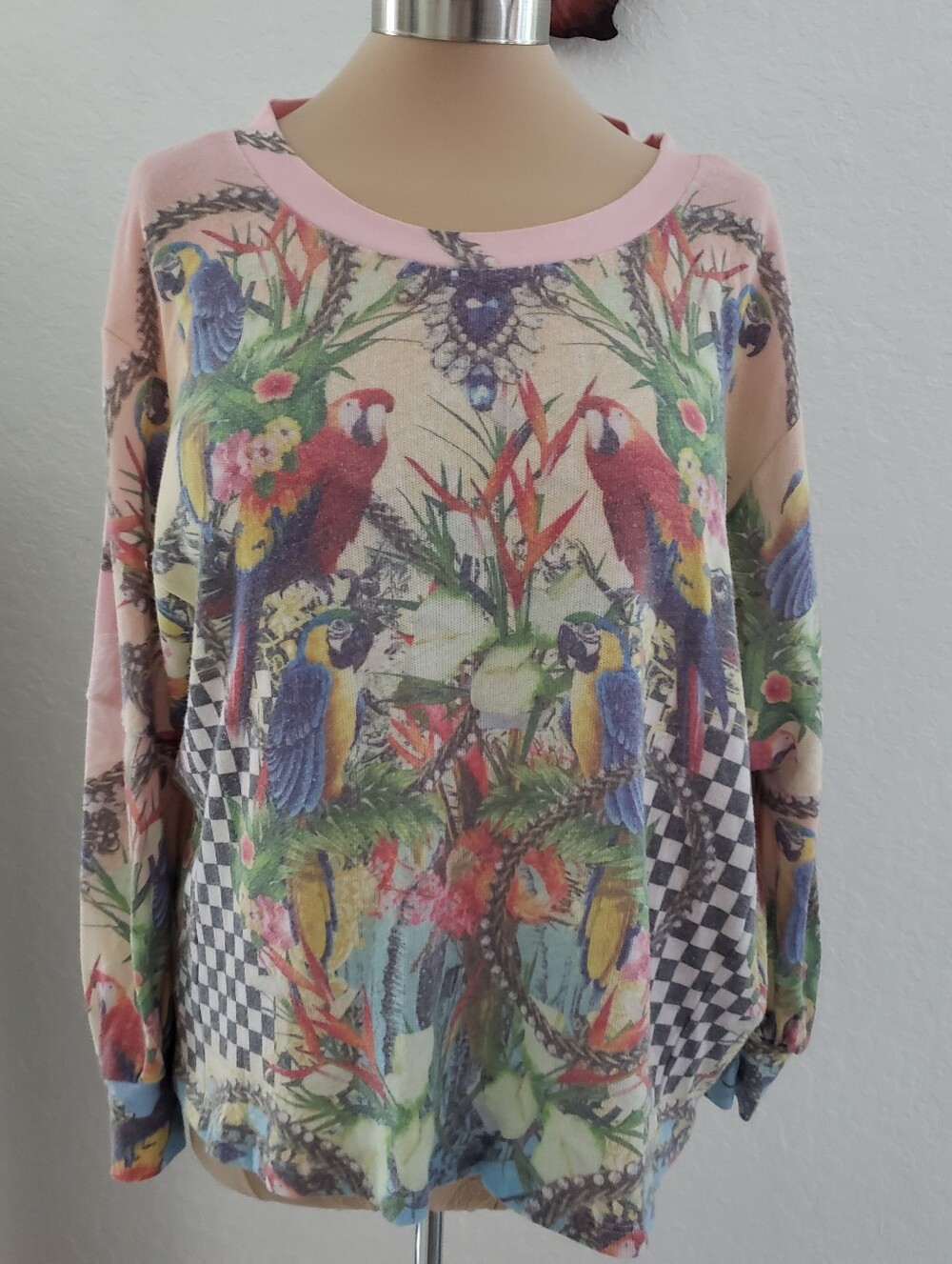 WILDFOX | Womens Top Parrot Designs